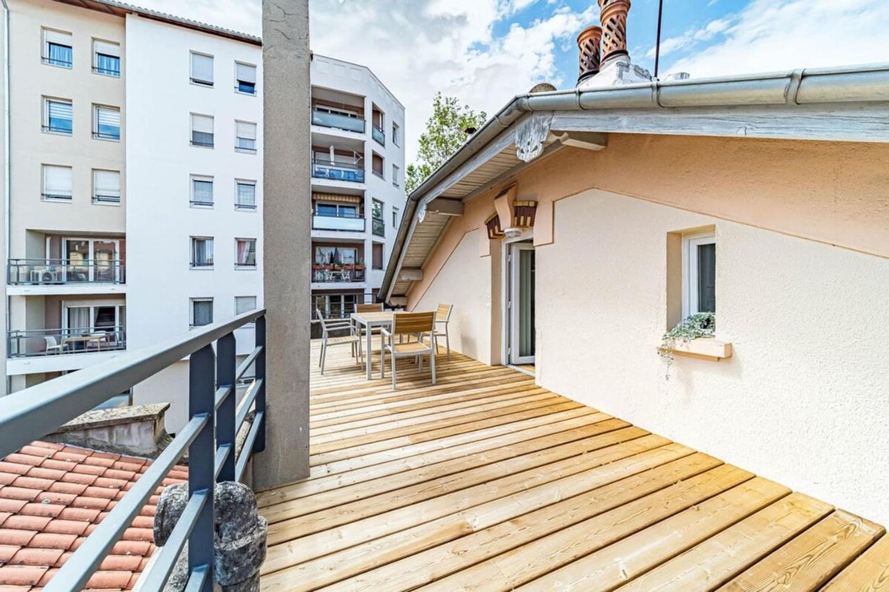 Le Melzet Charmant 4 Pers Avec Terrasse Charpennes ビユールバンヌ エクステリア 写真